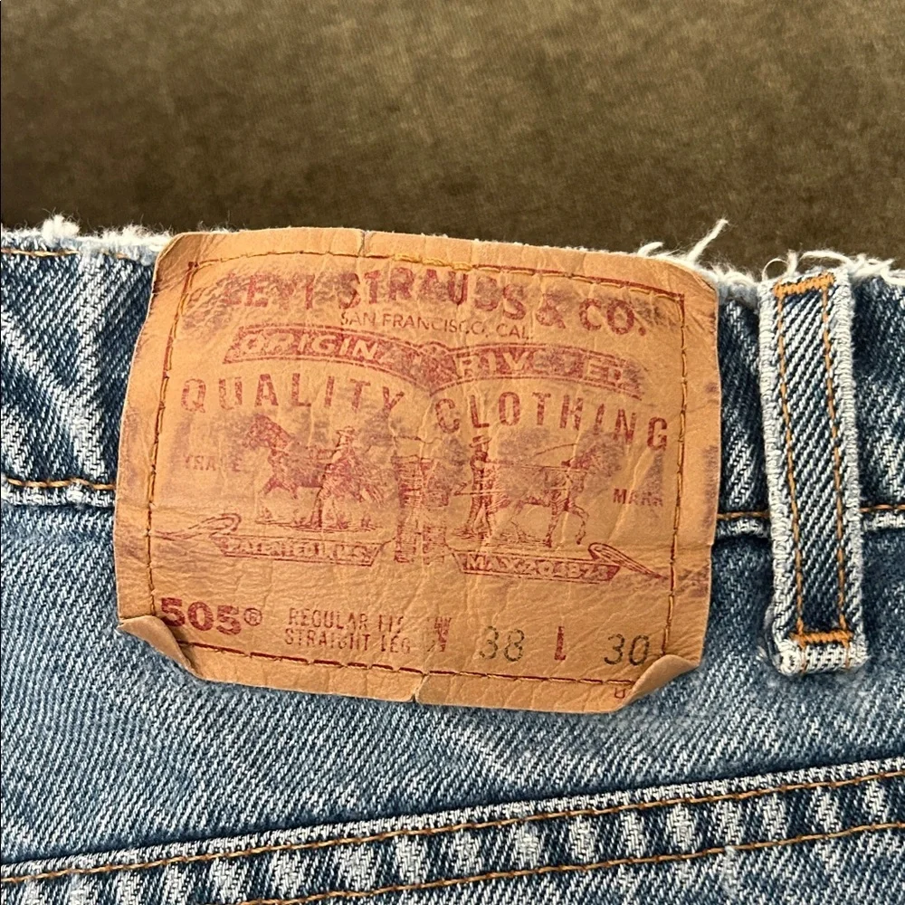 Levi's VNTG 505 Regular Fit - Picture 2 of 13